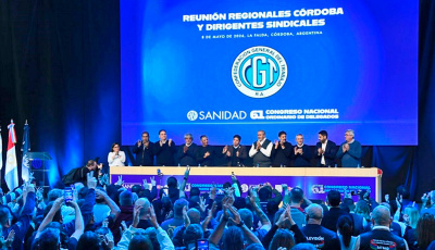 Kicillof participó del Congreso Nacional de Sanidad en La Falda