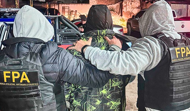 Cae en Capilla del Monte un narco que usaba un lavadero como fachada 