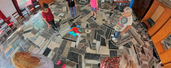 El taller Palabra en Movimiento recorrió los barrios faldenses por el Mes de la Mujer