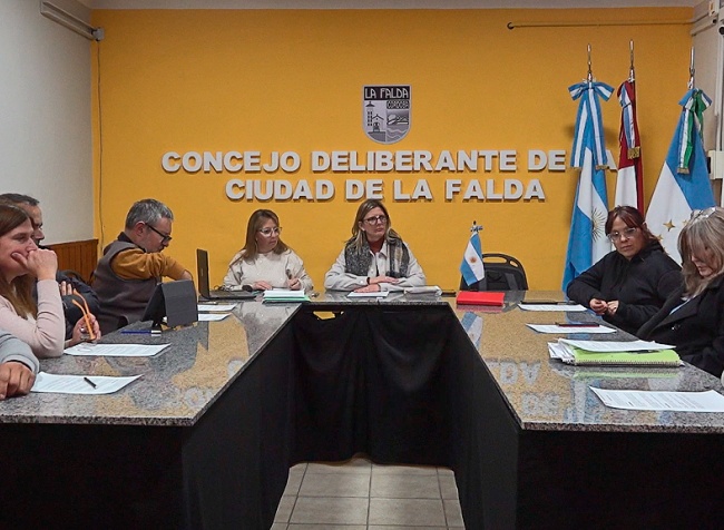 El Concejo Deliberante de La Falda debatió licitaciones y el organigrama municipal 
