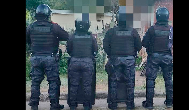 Villa Giardino: Detienen a un hombre de 42 años tras un allanamiento en barrio La Higuerita