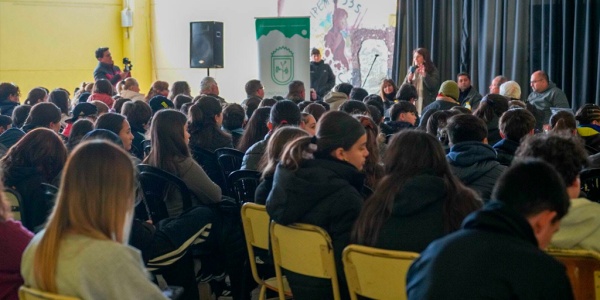 Valle Hermoso busca su identidad: se abrió el concurso para diseñar la bandera de la localidad