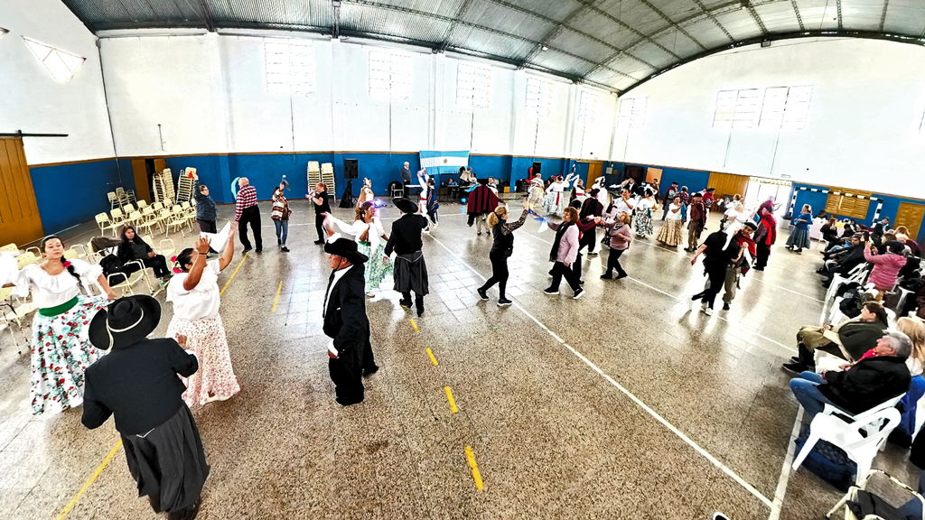 Valle Hermoso celebró el día nacional de la Zamba