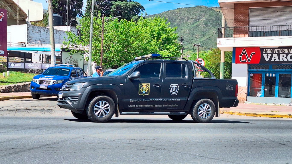 Gran operativo de seguridad para el traslado del triple homicida a Cruz del Eje