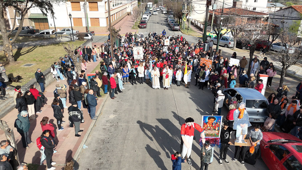 La Falda de fiesta por la canonización de Carlo Acutis