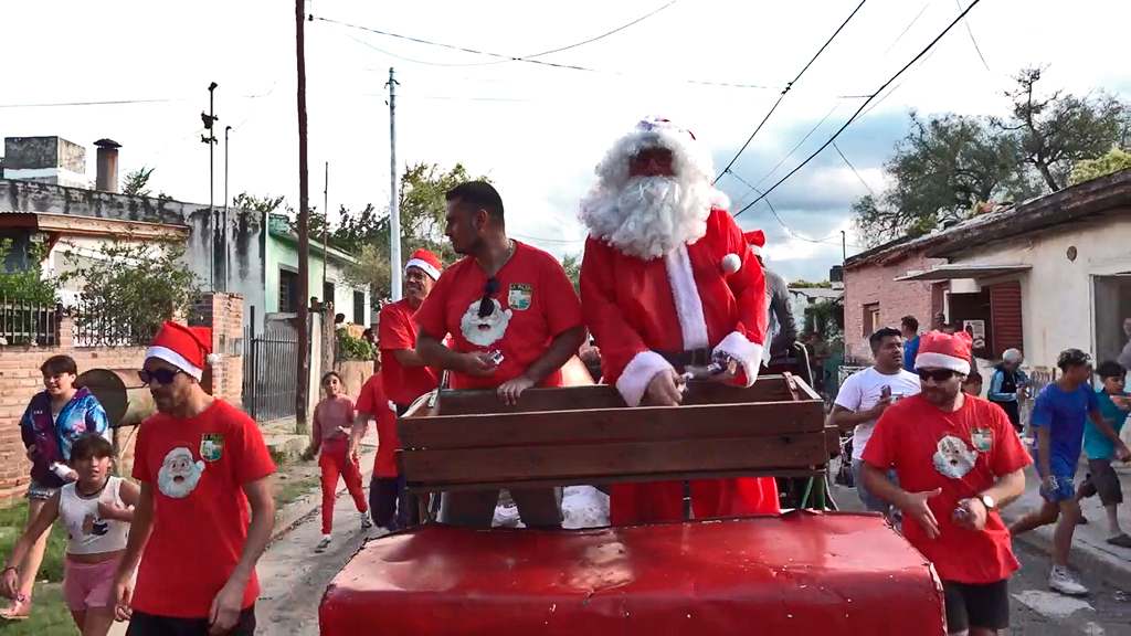 37° Caravana de Papá Noel por los barrios faldenses