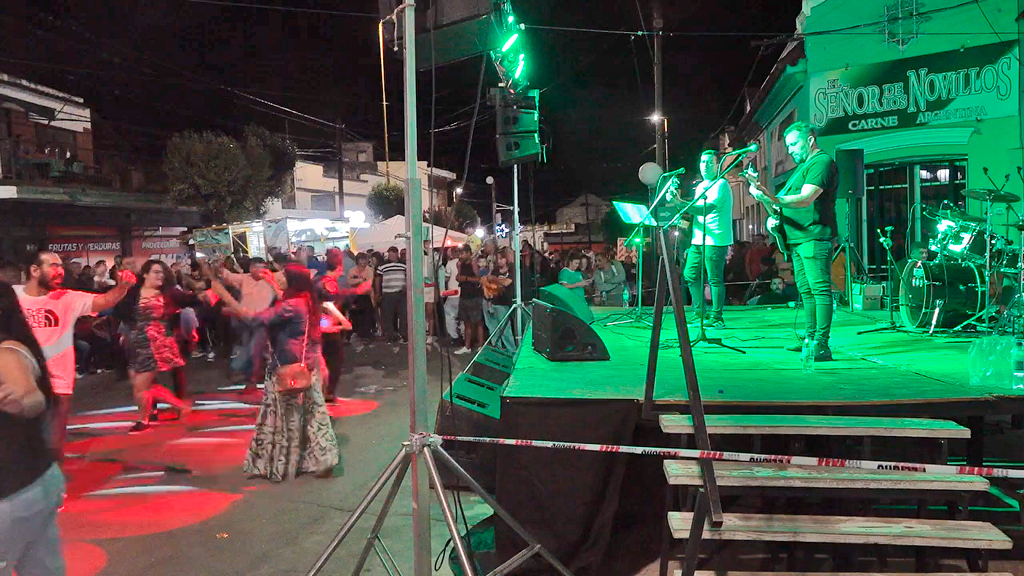 Primera noche de Peña Callejera en Huerta Grande