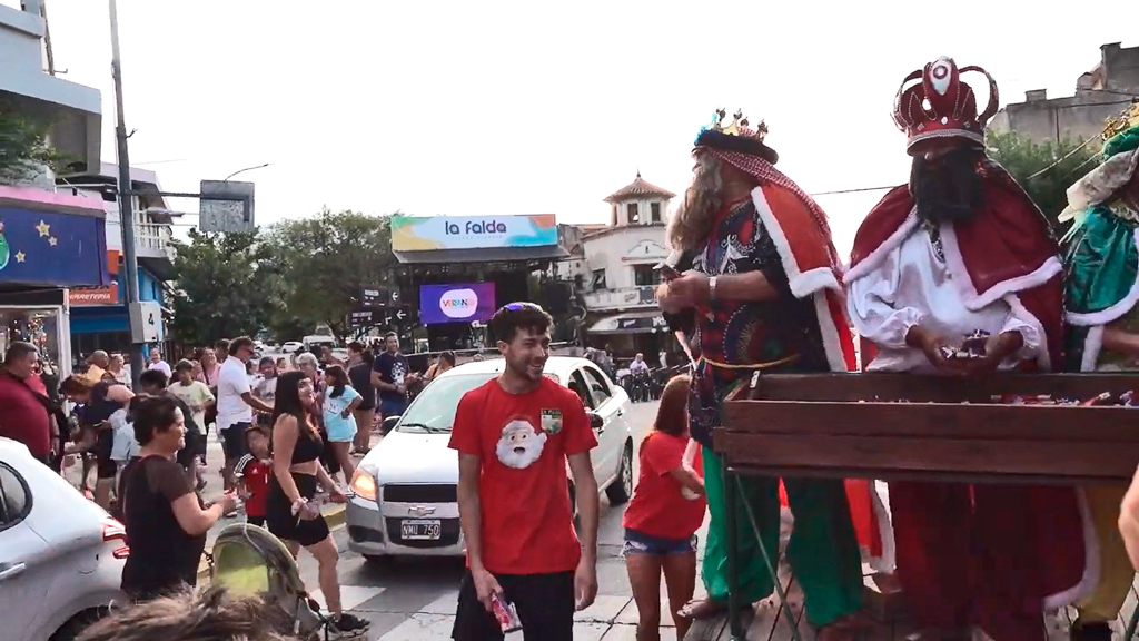 Recorrido de los Reyes Magos por la ciudad de La Falda