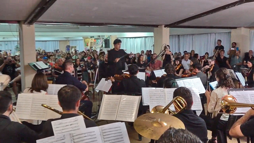 Talleres culturales y el concierto "Suena una banda" en Villa Giardino