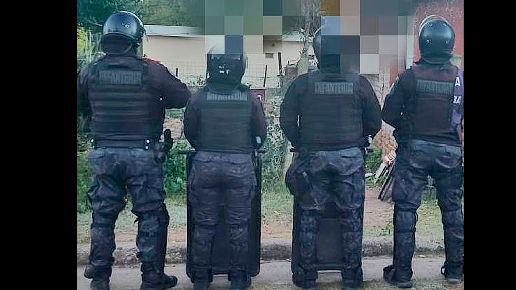 Villa Giardino: Detienen a un hombre de 42 años tras un allanamiento en barrio La Higuerita