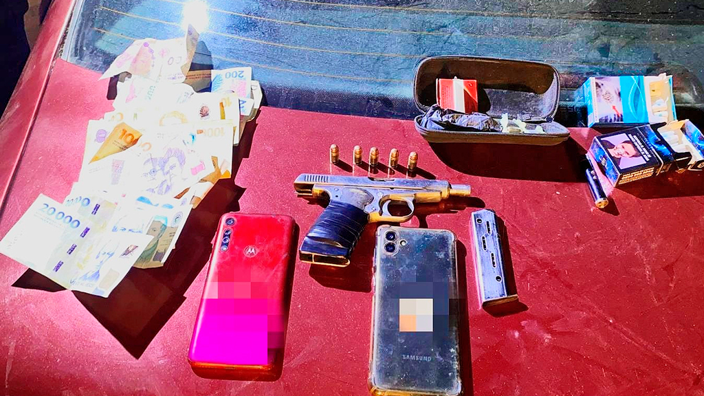 Cosquín: Tres hombres detenidos con un arma de fuego y estupefacientes