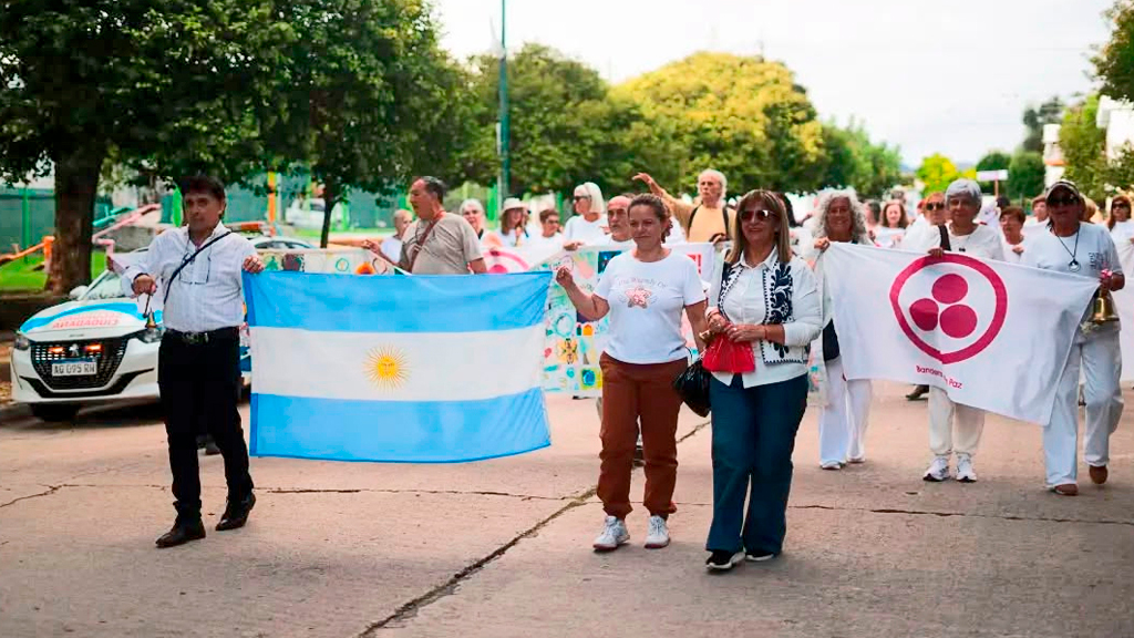 Valle Hermoso se vistió de blanco para la cumbre Paz y Vida 2026