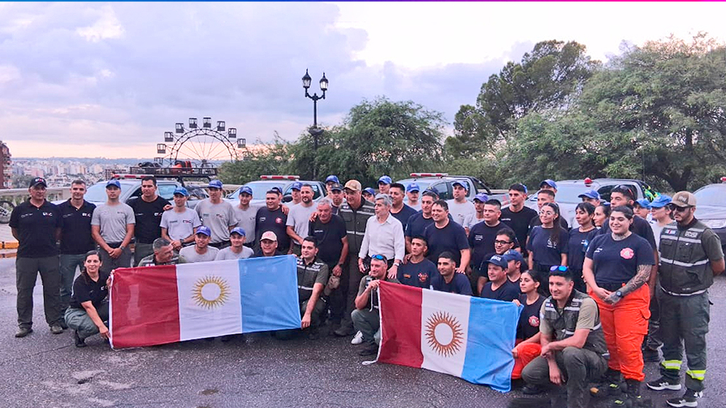 Bomberos de la Agrupación Serrana integraron el apoyo provincial en Chubut