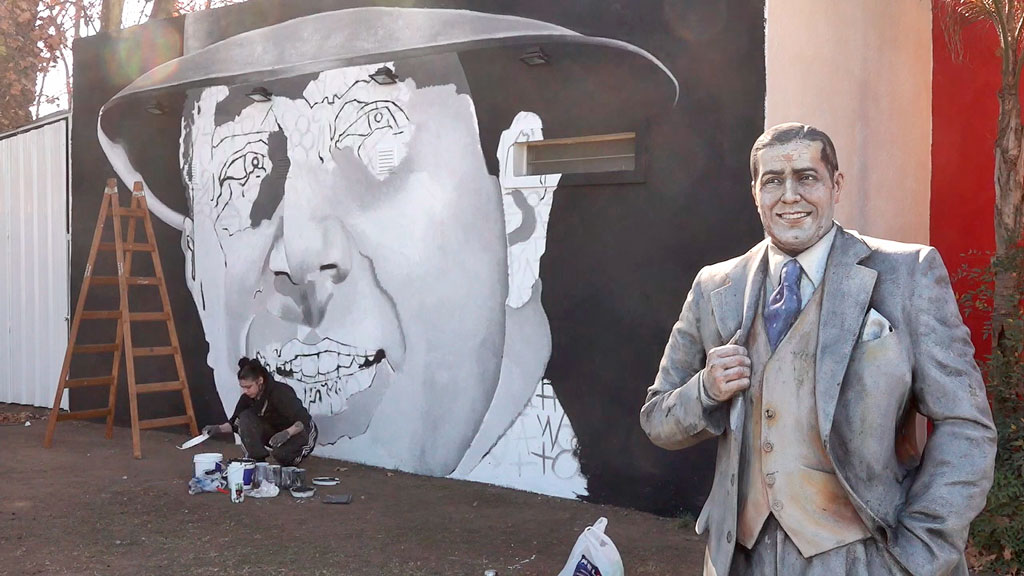 Joven artista plasmó para XL el rostro de Carlos Gardel