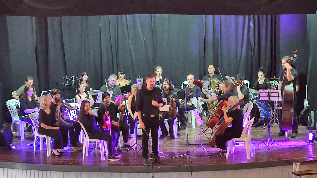 Orquestas de Punilla y Villa Giardino brillaron en el Teatro Giardino