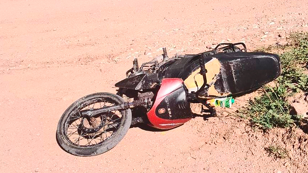 Persecución en Capilla del Monte: abandonaron la moto e intentaron huir a pie