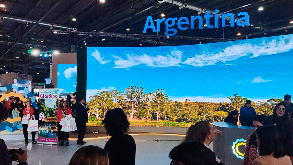 Presentación de propuesta turística de Villa Giardino en la FIT 2023