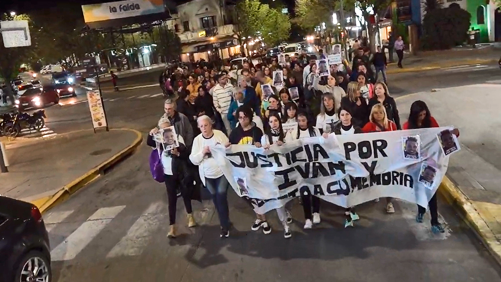 Marcha por falta de justicia por Ivan Sabadin