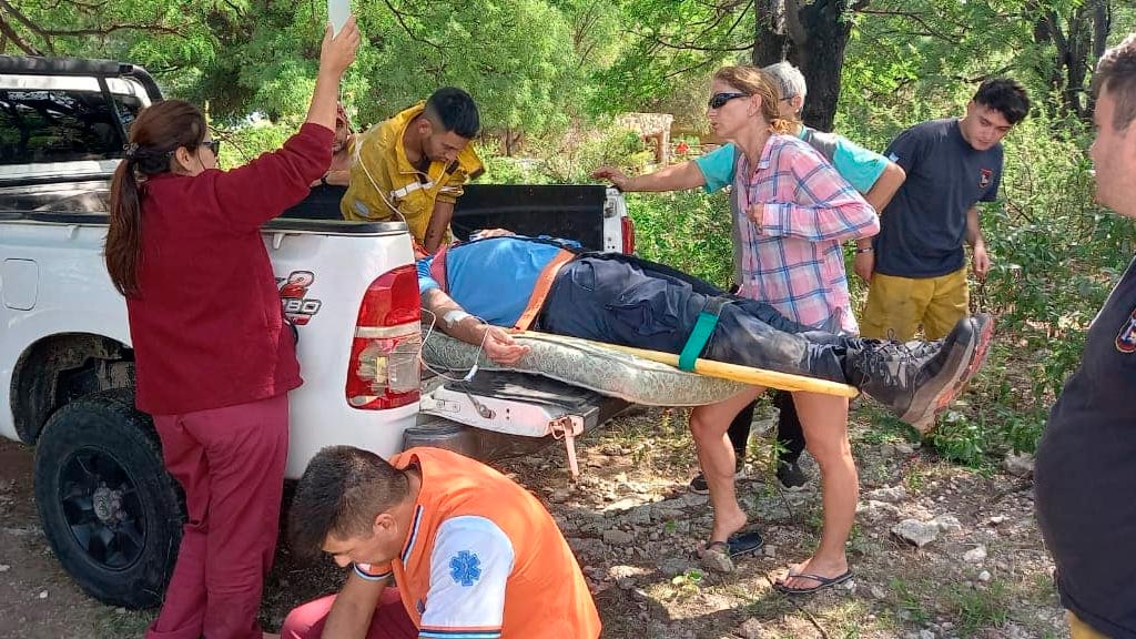 Un parapentista extranjero se accidentó en La Cumbre