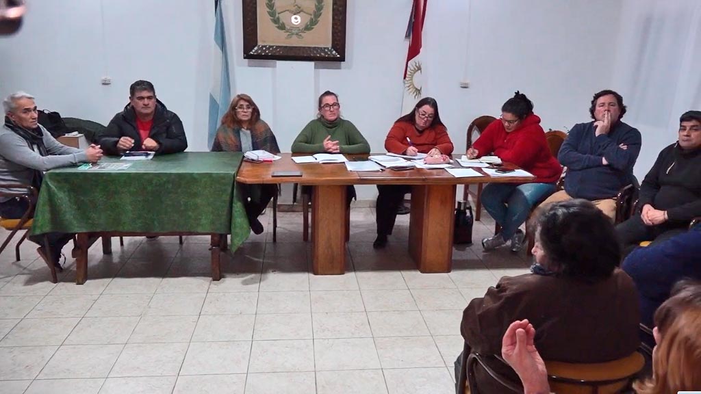 Polémica sesión del Concejo con participación de vecinos de Huerta Grande