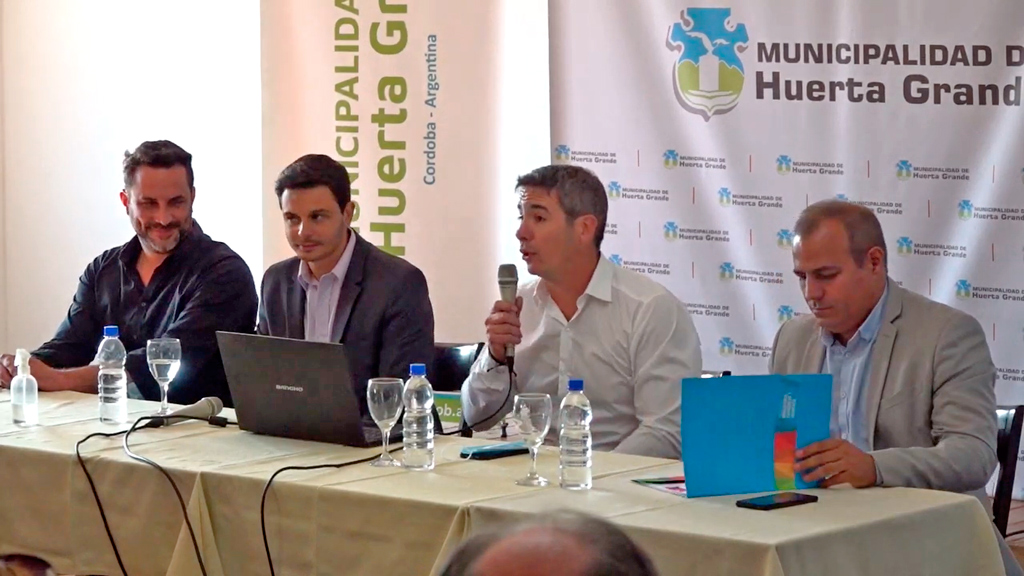 Reunión informativa para microemprendedores en Huerta Grande