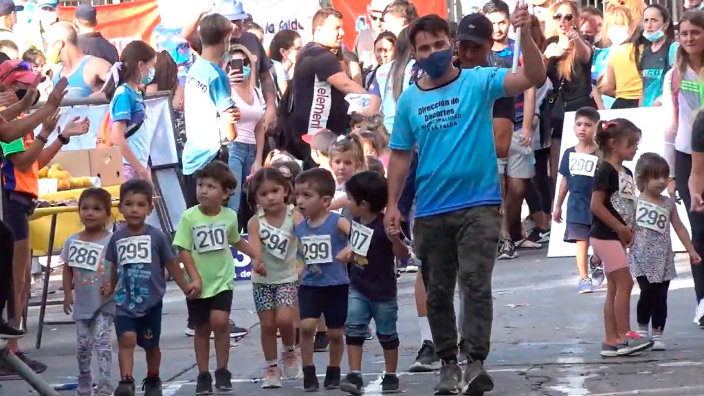 Maratoons La Falda: un gran desafío para pequeños atletas