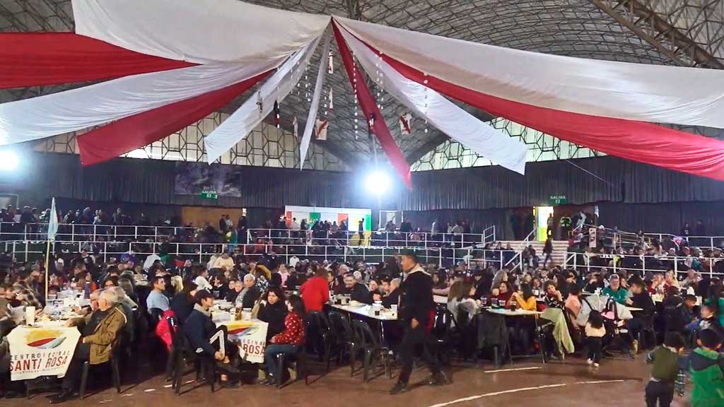 Gran acompañamiento a la peña club River de La Falda