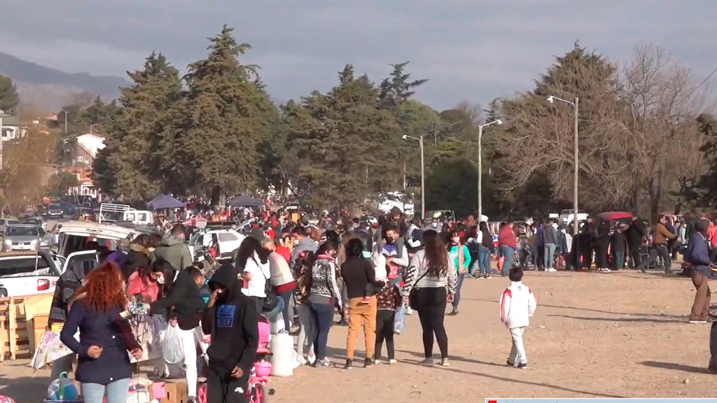 Feria de Huerta Grande: reacción social para sobrevivir