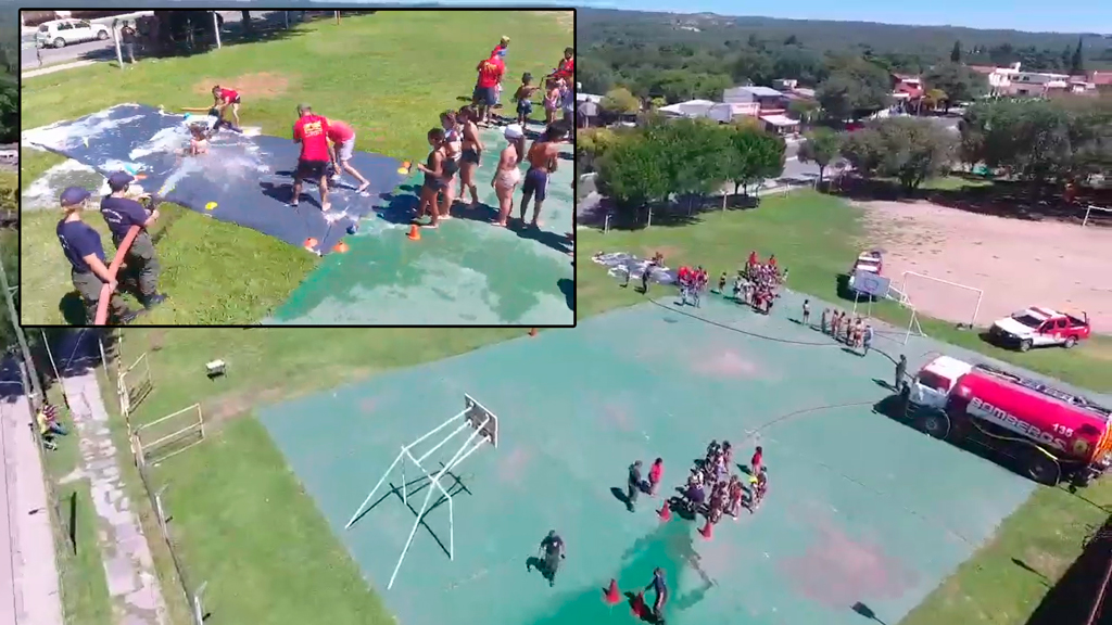 Carnaval anticipado en Valle: juegos acuáticos del taller deportivo