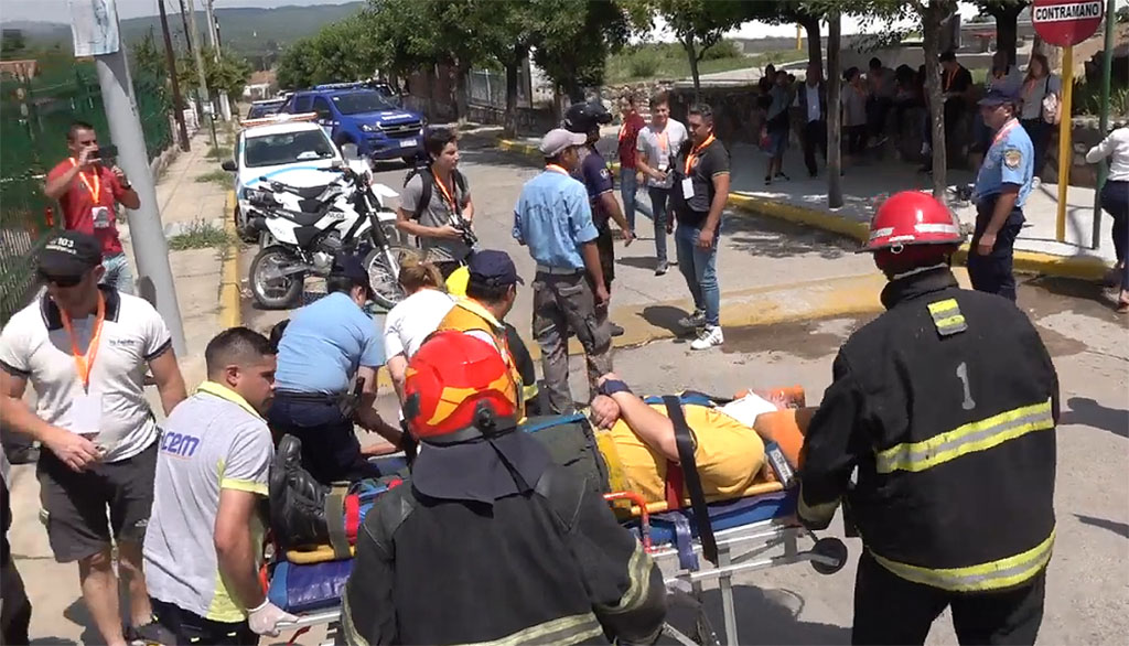 Evaluación del curso de Gestión de Riesgos con simulacro de accidente en Huerta Grande