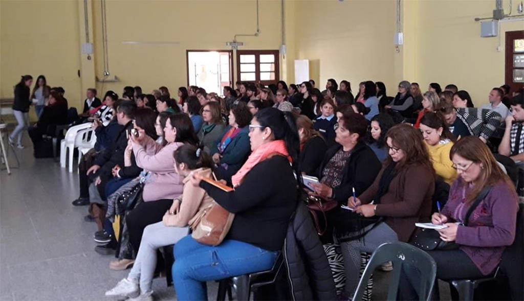 Taller sobre delitos informáticos en Valle Hermoso