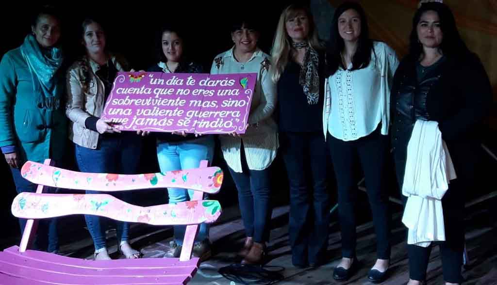 Valle Hermoso. CeProFa inaugura símbolo para las mujeres en plaza Manuel Belgrano