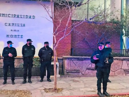 pol-11-090622-art-tdcred