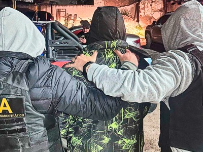 Cae en Capilla del Monte un narco que usaba un lavadero como fachada 