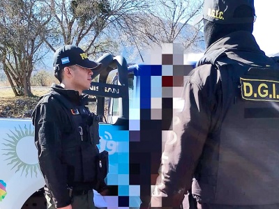 Tres adolescentes involucrados en causas judiciales tras operativos policiales en Capilla del Monte 