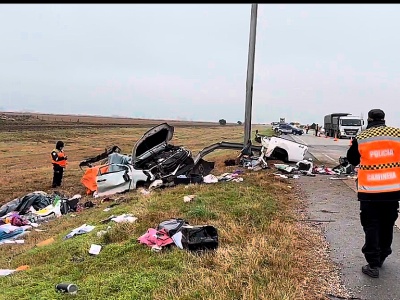 Tres muertos y un herido grave de Capilla del Monte tras un choque en la Autopista Córdoba-Rosario